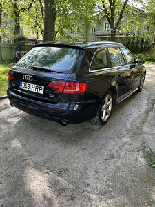 Audi A4 Quattro 155kw, 2012 (2 foto / 8)