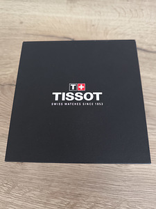 Tissot PRX часы (2 фото из 6)