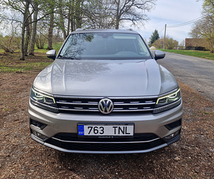 Volkswagen Tiguan (6 фото из 10)