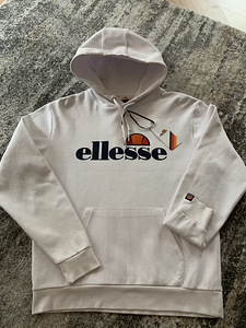 Кофта ellesse, р.M (1 фото из 3)
