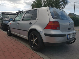 Гольф 4 (1 фото из 7)