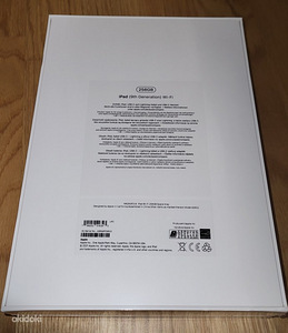 Планшет Apple iPad (2021) 256GB Серый (3 фото из 3)