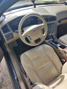 Volvo V70 (1 foto / 11)