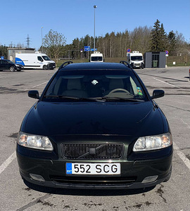 Volvo V70 (6 foto / 11)
