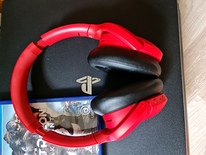 Наушники Sony (3 фото из 7)