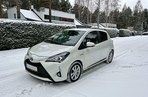 Toyota Yaris Hübriid rendiks (2 foto / 4)