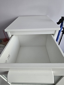 IKEA BRIMNES kummut (4 sahtliga) (2 foto / 3)