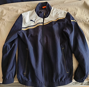 Кофта Puma ,размер М (1 фото из 2)