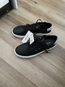 Uued Calvin Klein meeste ketsid,43 suurus (1 foto / 3)