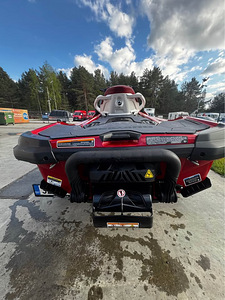Sea-Doo RXT-X RS 325 Audio Fiery Red (5 фото из 8)