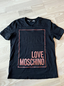 Женская футболка Moschino