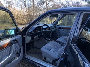 Мерседес Бенц W124 OM605 (2 фото из 11)
