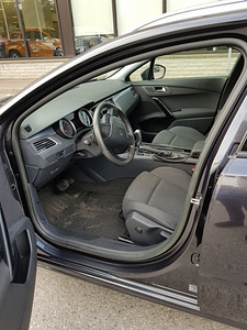Autorent PEUGEOT 508 UNIVERSAAL PANORAAM 2.0 DIISEL AUTOMAAT (7 foto / 8)