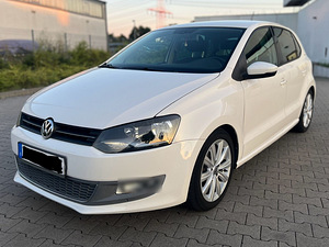 Autorent VW POLO DIISEL AUTOMAAT BOLT FOOD/ WOLT (1 foto / 1)