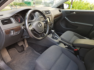 AUTORENT VW JETTA 2.0 DIISEL AUTOMAAT 2017a (6 foto / 8)