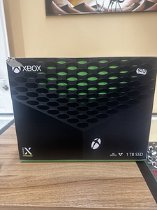 XBox Series X 1TB SSD (2 foto / 3)