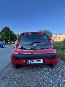 Машина в аренду (2 фото из 7)