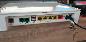 Wifi Router gigabit Inteno DG301 (2 foto / 3)