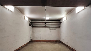 Tammsaare tee maalune garaaz (2 foto / 8)