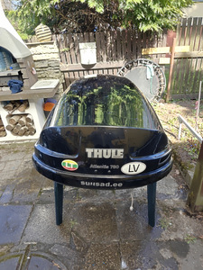 Katuseboks Thule Atlantis 780 +katusereelingud Thule (4 foto / 8)