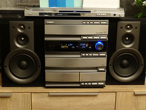 COMPLETE Yamaha GX-500 STEREO SYSTEM 3CD Cassette AM/FM NX-G (2 foto / 2)