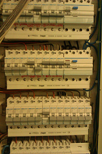 ELEKTRIK 24/7 SUURE KOGEMUSEGA (2 foto / 2)