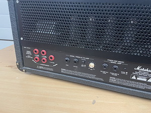 Гитарный усилитель Marshall JVM410h (5 фото из 7)