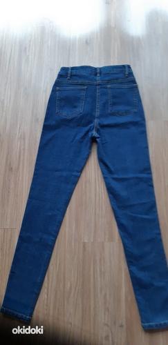 Продам новые джинсы с завышенной талией, размер S (фото #2)