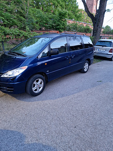 Toyota previa (5 фото из 6)