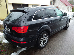 Audi Q7 4.2 tfsi 257 kw Quattro (3 foto / 13)