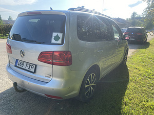 Volkswagen Touran 2014, 7 kohta, 1.6 diisel (2 foto / 6)