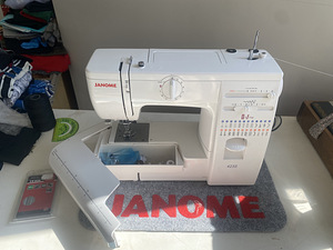 Õmblusmasin JANOME (1 foto / 2)