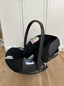 Cybex Base Z + Cybex Cloud Z i-Size turvahäll (5 foto / 9)