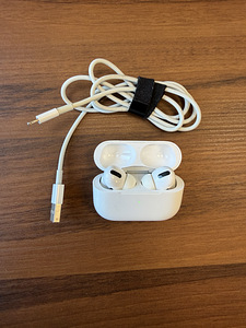 Оригинальные наушники Apple AirPods Pro Gen1 (1 фото из 1)