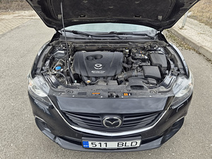 Mazda 6 SkyActiv-G Luxury i-ELOOP 2.5 141kW (14 foto / 15)
