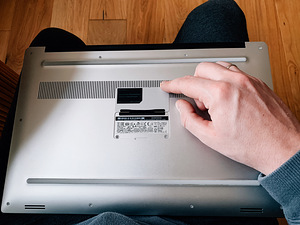 Dell XPS 9570 i7-8750H, 32GB RAM, GTX1050ti 4GB (7 foto / 9)