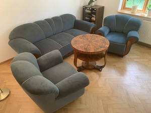 Tigudiivan komplekt, tugitoolid ja diivanilaud (3 foto / 6)