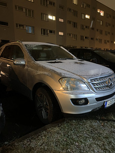 Mercedes ML 320 (2 foto / 5)