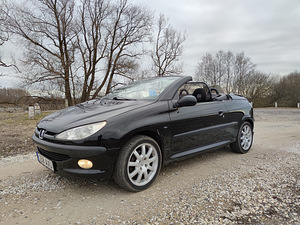 Peugeot 206cc 1.6 80kw kabriolett (9 foto / 12)