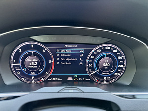 Volkswagen Passat 2.0 110kw DSG (8 foto / 9)