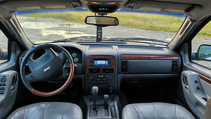 Jeep grand Cherokee overland 2.7 120kw 2003a (8 foto / 11)
