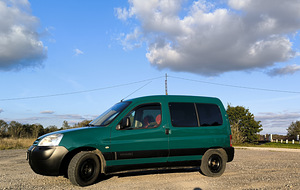 Citroen Berlingo 1.6hdi 55kw 2007 (7 foto / 14)