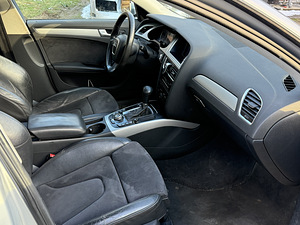 Audi A4 B8 2.0 Дизель 105кВт 2009 (4 фото из 11)