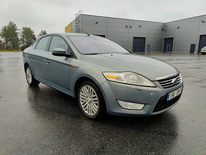 Ford Mondeo GHIA 2.0 96kW (3 foto / 14)