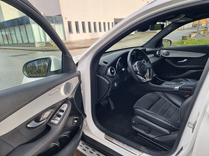 Mercedes GLC220d 2021 (3 фото из 13)