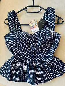 Guess top (2 foto / 5)