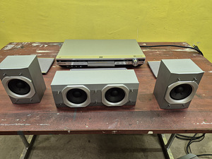 CD / DVD Panasonic 5.1 центр (5 фото из 9)