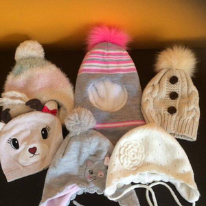 MÜTSID TÜDRUKULE (2 foto / 2)