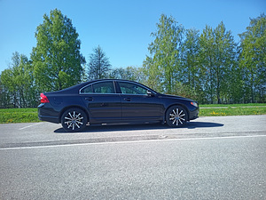 Volvo S80 2.4 D5 (4 foto / 11)
