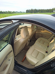 Volvo S80 2.4 D5 (6 foto / 11)